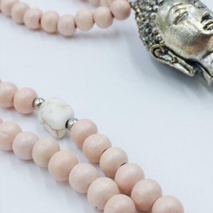 Perlenkette mit Buddha und Quaste